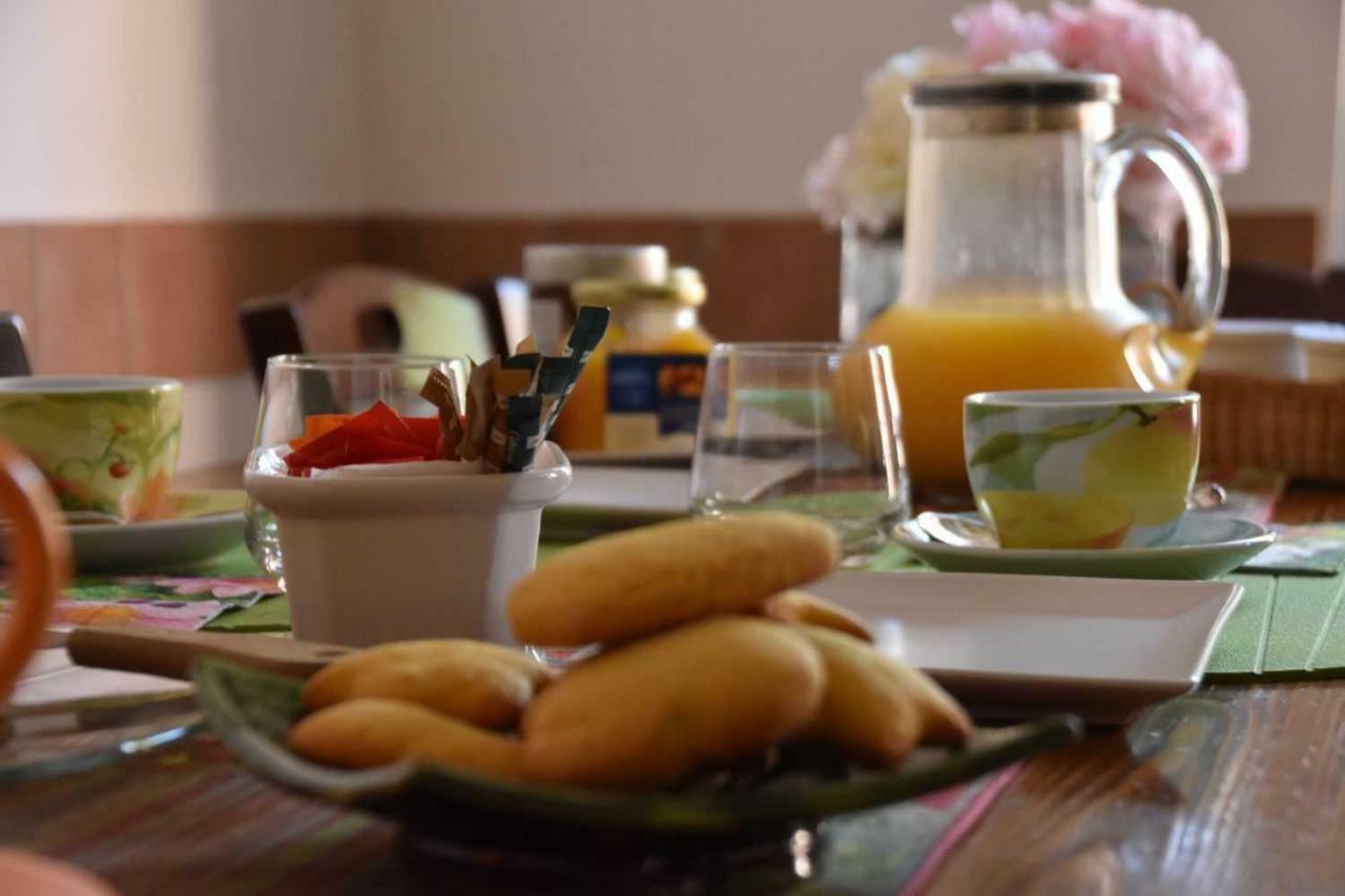 Il Giardino Di Viola Bed & Breakfast Ceglie Messapica Luaran gambar